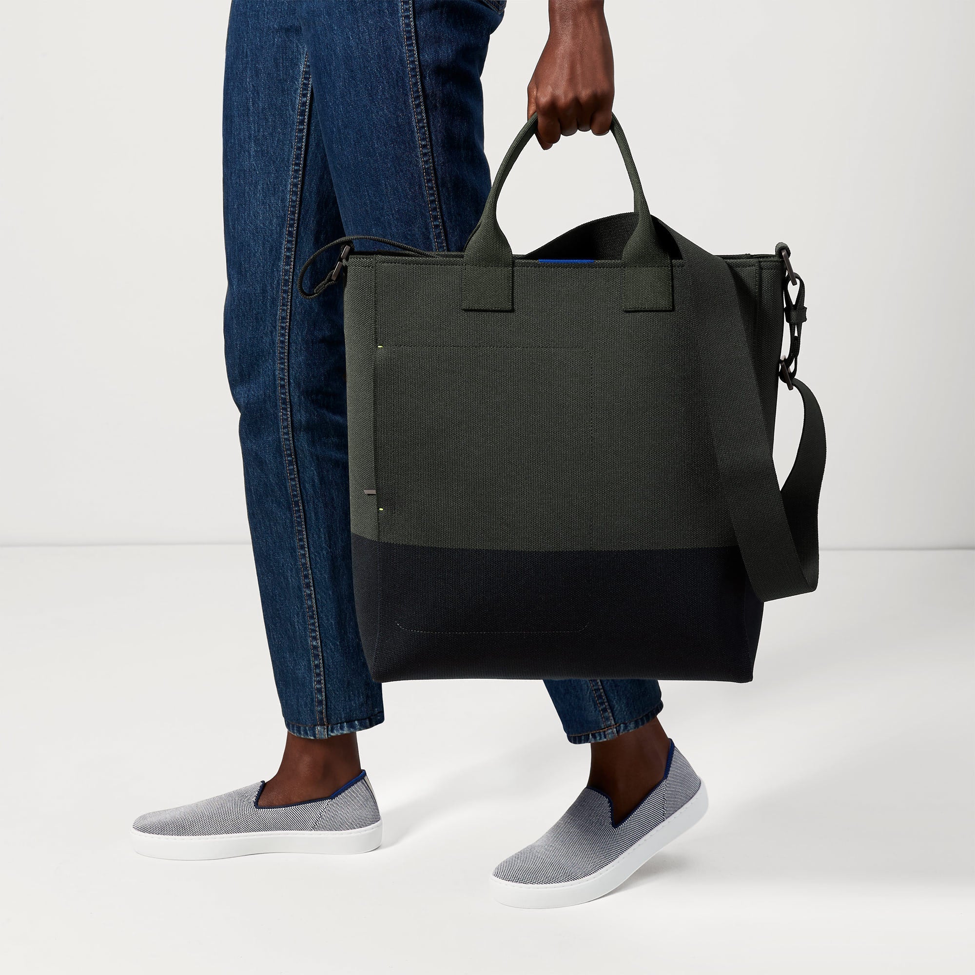 The Carryall - Forest Black