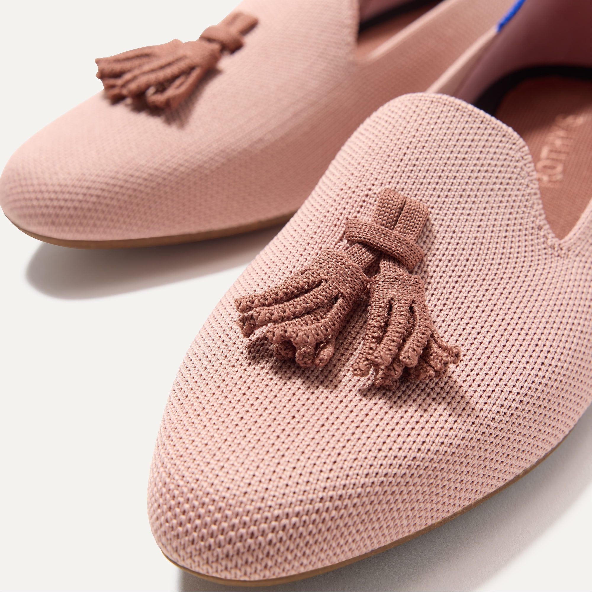 The Almond Tassel Loafer - Maple Pink